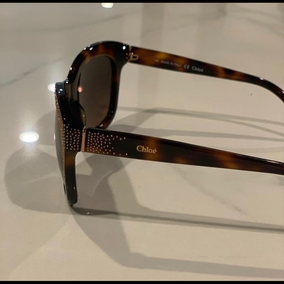 Chloé Sunglasses - Picture 3 of 4